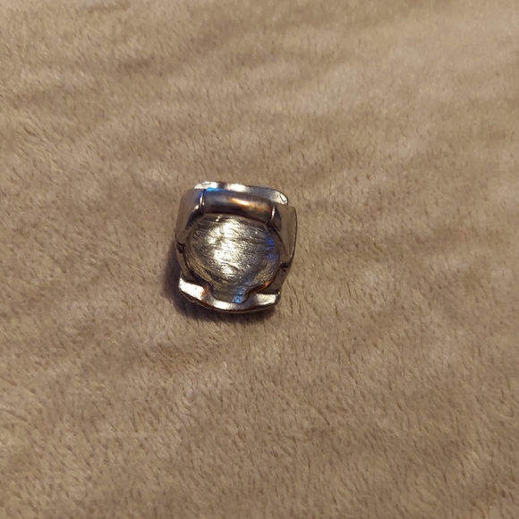 Stretch Orange gemstone Statement Ring - Picture 3 of 6